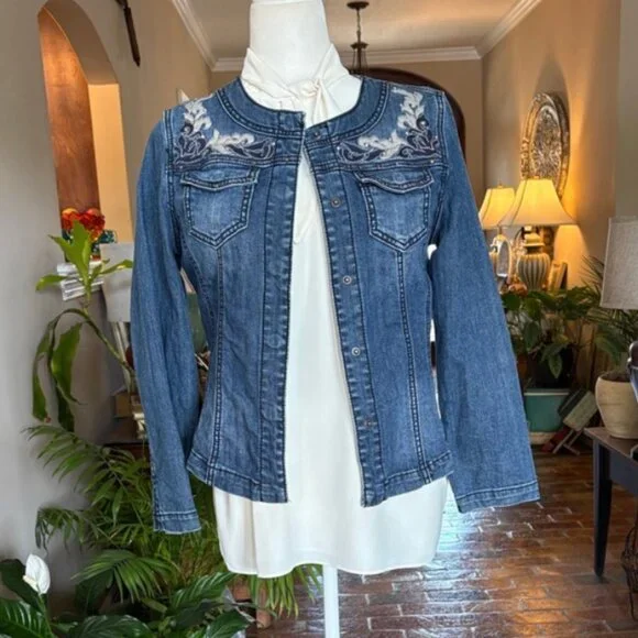 Reba Embroidered Blue Denim Jacket size S - Picture 9 of 9